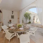 Trullo Agapanthus With Panoramic Villa