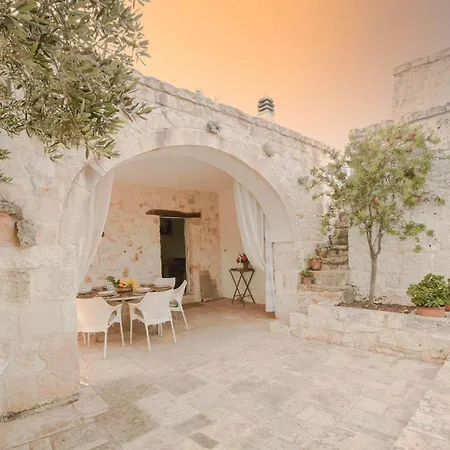 Trullo Agapanthus With Panoramic Villa Ostuni