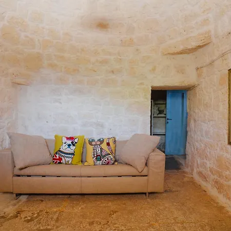 Trullo Agapanthus With Panoramic * Ostuni
