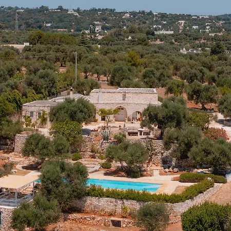 Trullo Agapanthus With Panoramic